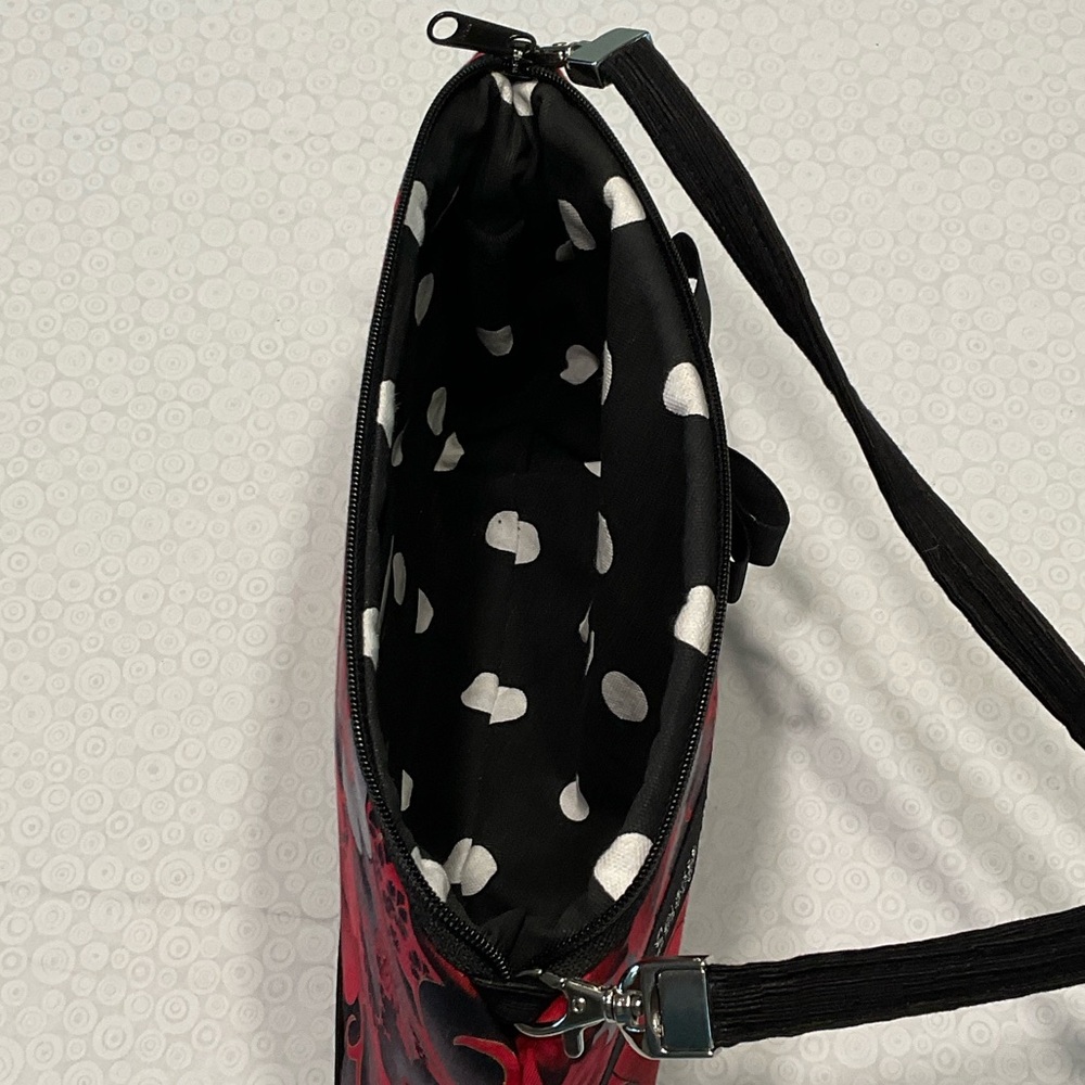 Red and Black Floral Women's Bag - Picture 10 of 12